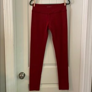 beyond yoga red leggings. size large.